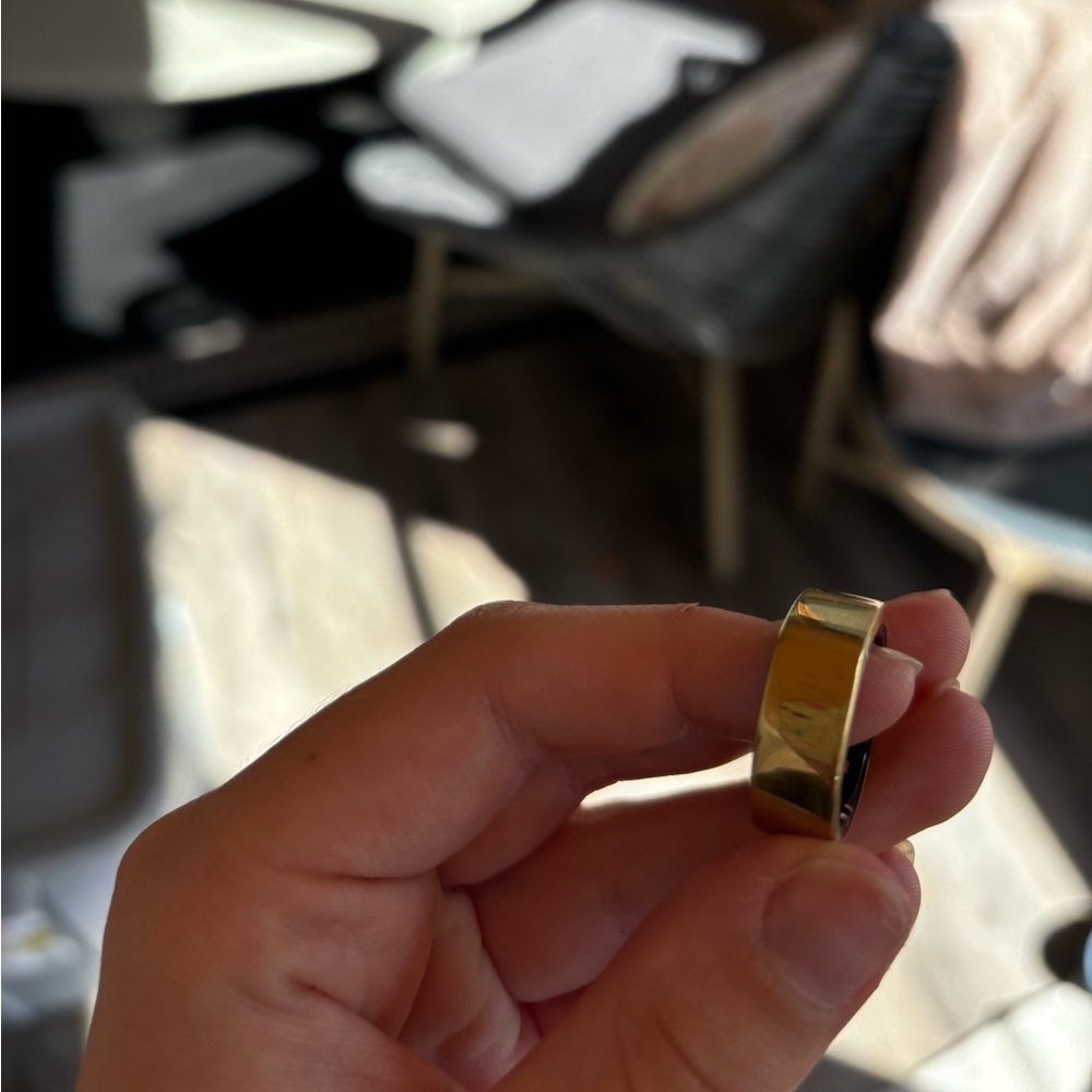 Oura ring - Picture 2 of 5